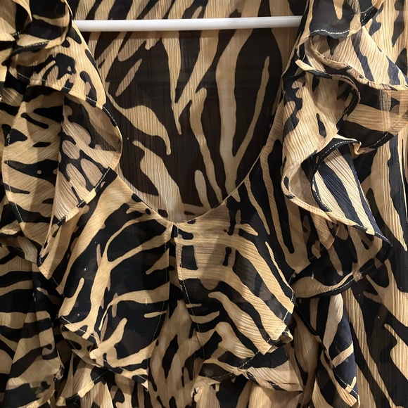 EUC ANNE KLEIN RUFFLED BLOUSE ELASTIC SLEEVES - Picture 3 of 12